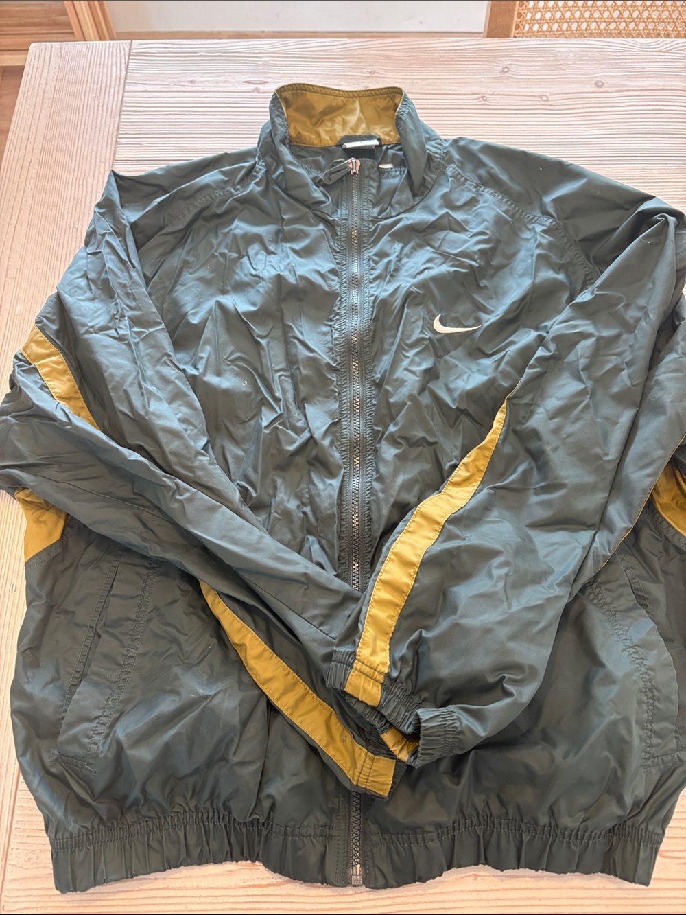 Nike vintage Zip Windbreaker Jacket